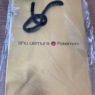 shu uemura ポケモンコラボ　紙袋