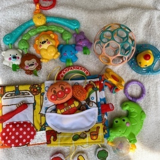 赤ちゃんおもちゃ中古美品