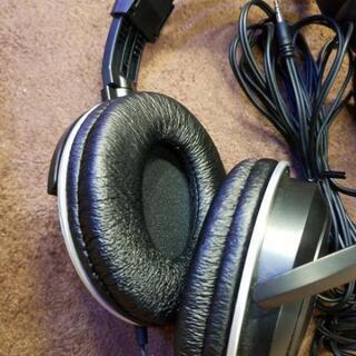 audio-technicaヘッドフォンの画像