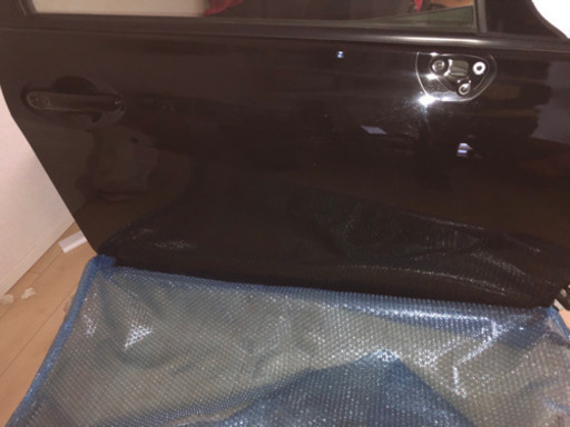 NOTE ノート　E 12 フロント右　ドーア