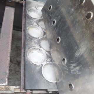 大判焼き(回転焼き)の業務用機械の画像