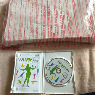 Wii fit & カセット２つ 取り引き中の画像