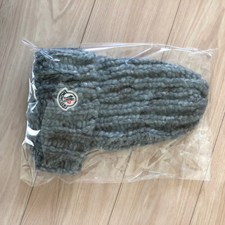 新品　モンクレ　ニット帽