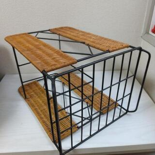 ブックスタンド 籐家具 ラタンの画像