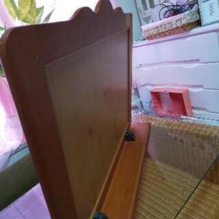 幸せを呼ぶ大きな鏡  木製の画像