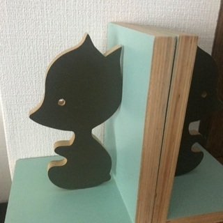 ブックスタンド　絵本　本棚の画像