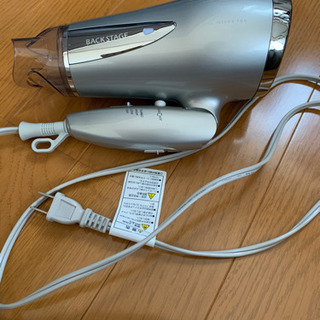 ヘアドライヤー　コイズミ製