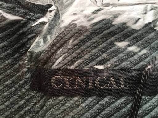完売品！新品　ロング ベスト チュニック風 CYNICAL 綿100% 日本製グリーン メーカー希望小売価格 16,280円