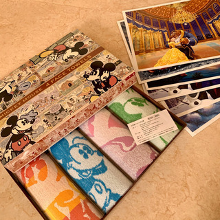 【Disney】ディズニーのタオルセットとＢ4サイズのポスターセット