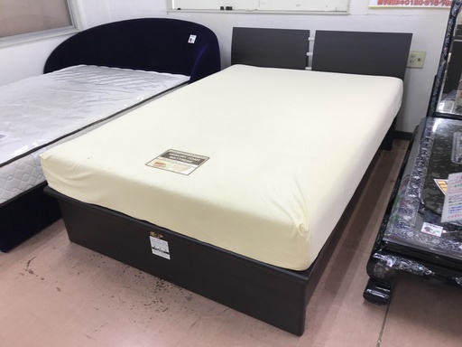 ニトリ　跳上式　ダブルベッド
