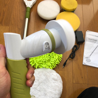 回転ブラシで楽々お掃除！高所もお任せ！