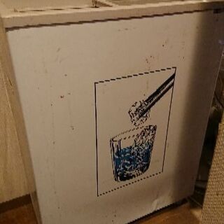 サンデン 業務用冷凍庫  小さめ 65L