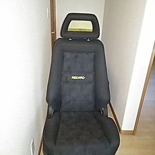 レカロシート　運転席側