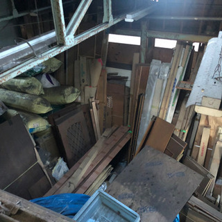 廃業するので建築資材あげます