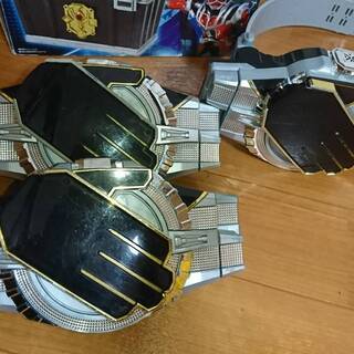 決まりました　仮面ライダーウイザードベルト3個＆リングボックス新品＆ウイザードリングのおもちゃ付きの画像