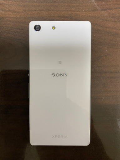 Xperia M5 ホワイト　美品