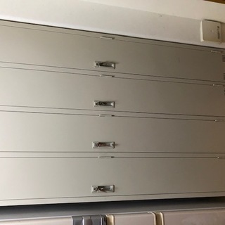 4人用　ロッカー(鍵付き)　スチールロッカー