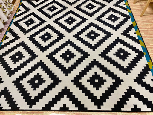 ラグ 200×200