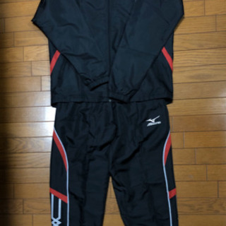 ミズノ ウインドブレーカー　黒　Lサイズ　ジャージ 上下