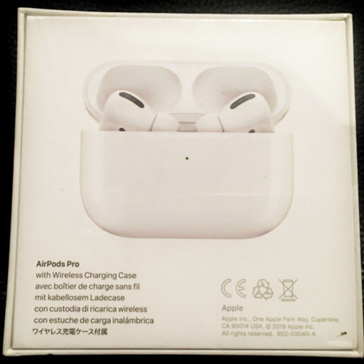 AirPods Pro with Wireless Charging Case