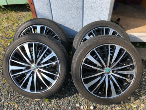 ロクサーニ　タルカス　18インチ　ホイール