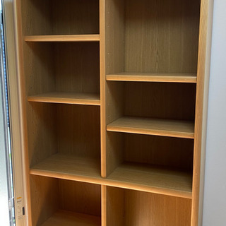 大型　本棚　棚の画像