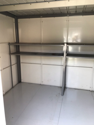 幅3m 奥行2.2m 中古物置