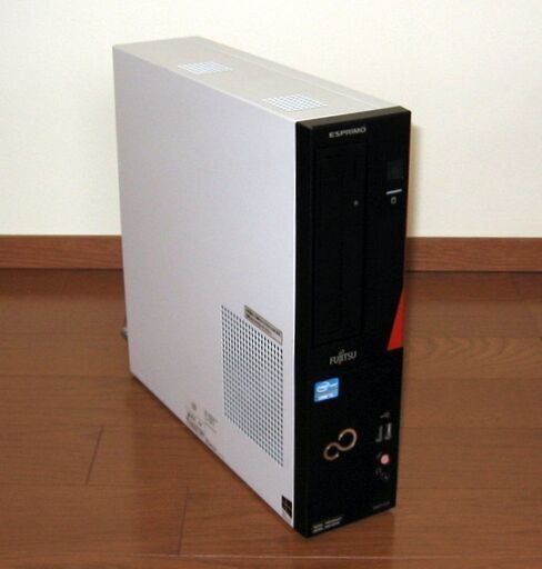 【終了】富士通デスクトップ D551/GX(Ci3-3240/4G/500G)+20inch LCD