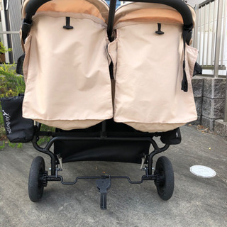 2人用ベビーカー　ココダブルの画像
