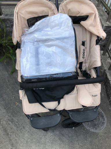 2人用ベビーカー　ココダブル