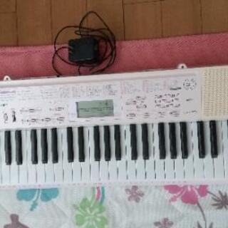 casio  光ナビゲーション　電子ピアノ