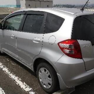 ご成約済み🎵全コミ最終処分価格❗️低走行🎵極上の関東モノのフィット 車検令和3年3月まで😊の画像
