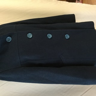 少し緑がかった紺のコート   ウール100%   SかMサイズの画像