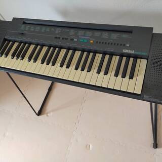 YAMAHA PSR-100の画像