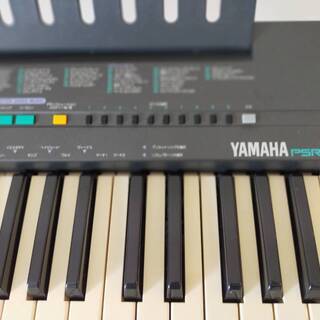 YAMAHA PSR-100の画像