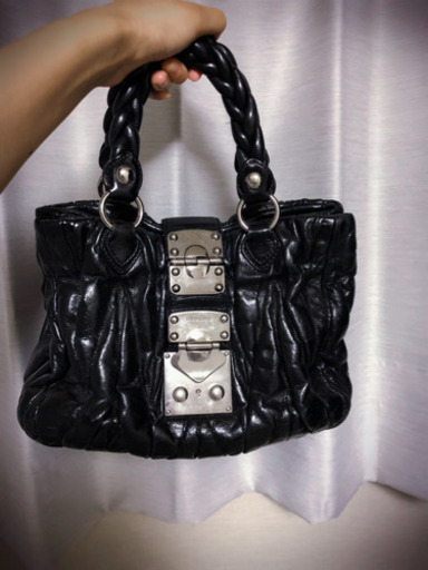 miumiu正規バック