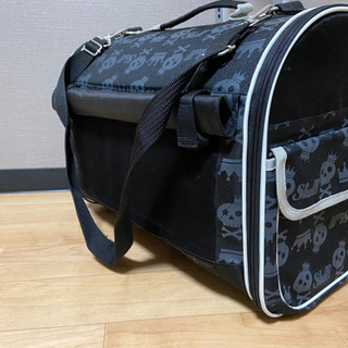 キャスター付ペット用キャリーケースの画像