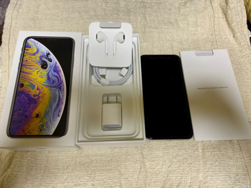 iPhone XS 256GB シャッター音無し！！