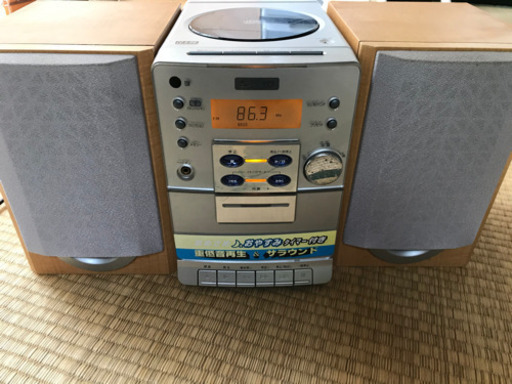 サンヨー　CDコンポ