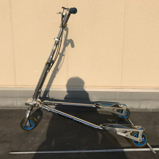 キックスクーター キックボードの画像