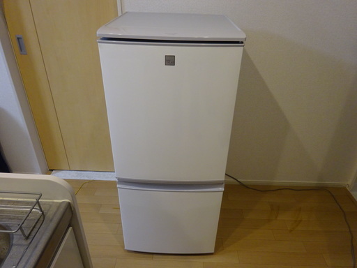 値下げ　美品・2019年製シャープ冷蔵庫　137L