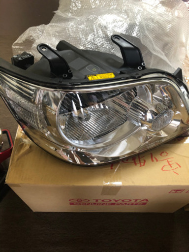 AZR60 ノア トヨタ純正 新品 ヘッドライト 左右SET