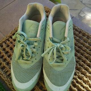 NIKE  スニーカー