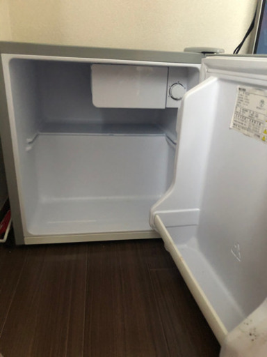 製氷機能付き46L ミニ冷蔵庫