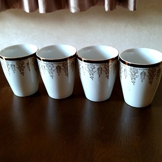 湯飲み（4個）