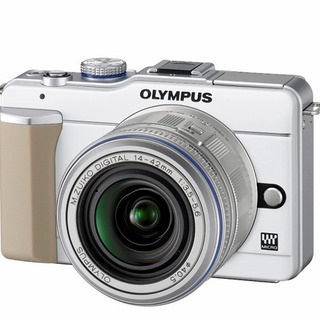 OLYMPUS ミラーレス一眼 PEN E-PL1レンズキット ホワイト E-PL1 LKIT WHT 【新古品】 