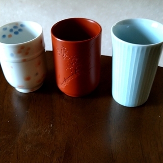 湯飲み　バラ3個