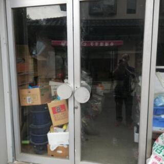 店舗扉の外し方　教えて下さい