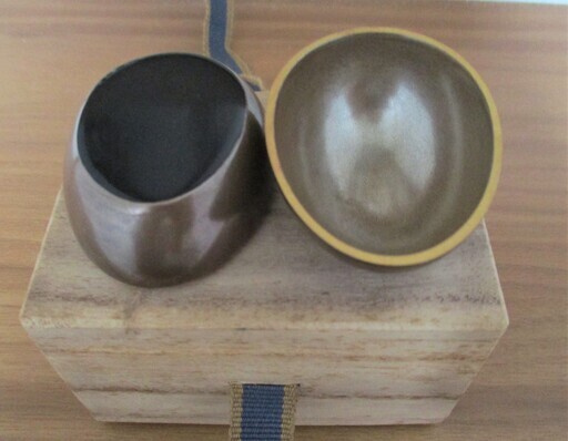 【未使用品茶道具香合】輪島塗　いぶし金色(smoked gold)香合　桐箱付 未使用品茶道具香合】輪島塗 いぶし金色(smoked gold)香合 桐箱付 2026年