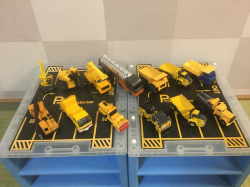 トミカ車両セット①  収納ケースおまけ